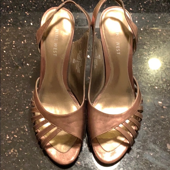 Nine West women heels - Picture 2 of 6